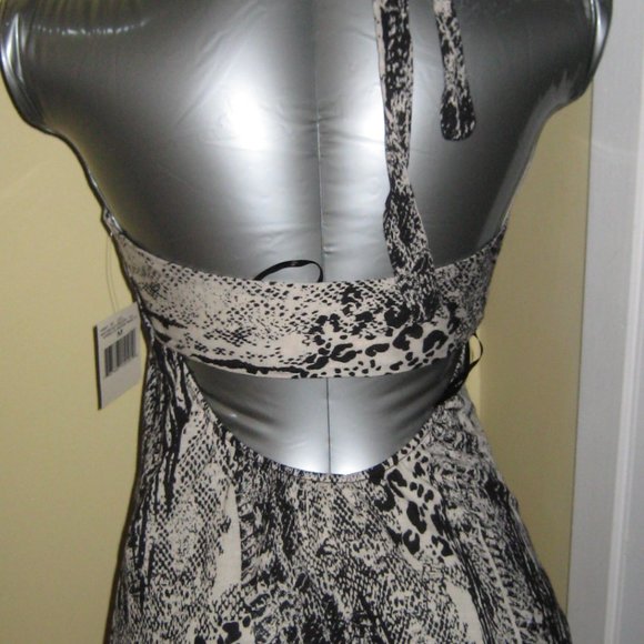 NWT GUESS JEANS BRAND LEOPARD ANIMAL PRINT CHAIN LINK HALTER TOP SIZE M - Picture 2 of 3